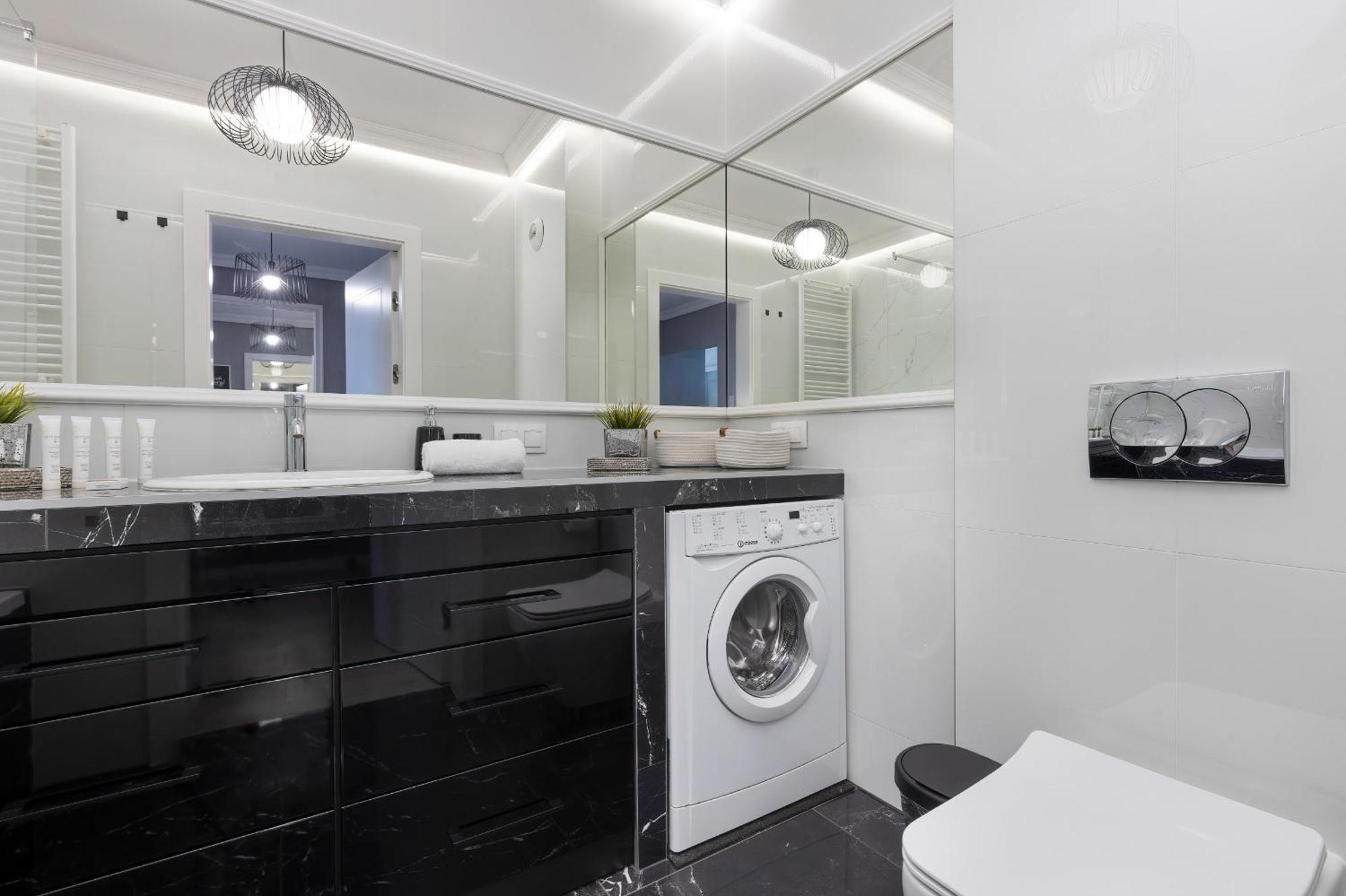 Podgorze Lipska Pet-friendly With Balcony And Parking By Renters Prestige * Краків